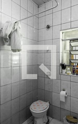 Casa à venda com 420m², 3 quartos e 5 vagas Casa à venda com 420m², 3 quartos e 5 vagasBanheiro