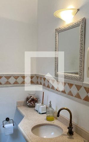 Casa para alugar com 260m², 4 quartos e sem vagaLavabo