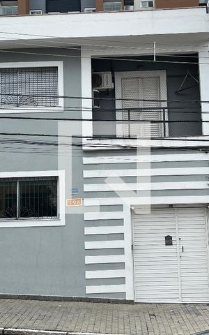 Casa para alugar com 260m², 4 quartos e sem vagaFachada