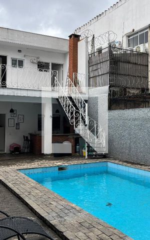 Casa para alugar com 260m², 4 quartos e sem vagaPiscina
