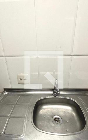 Casa à venda com 220m², 4 quartos e 3 vagas Casa à venda com 220m², 4 quartos e 3 vagasCozinha