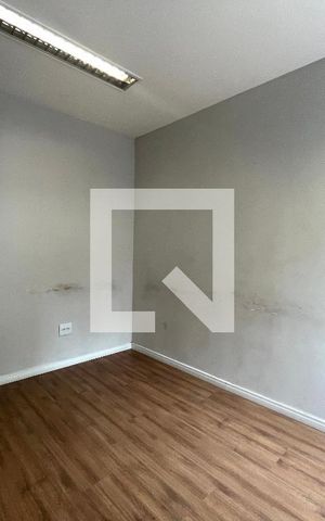 Casa à venda com 220m², 4 quartos e 3 vagas Casa à venda com 220m², 4 quartos e 3 vagasQuarto 1