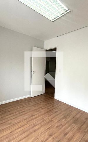 Casa à venda com 220m², 4 quartos e 3 vagas Casa à venda com 220m², 4 quartos e 3 vagasSuite 2