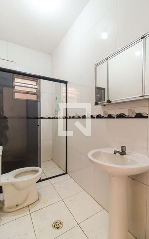 Casa para alugar com 200m², 2 quartos e 1 vagaBanheiro da Suíte