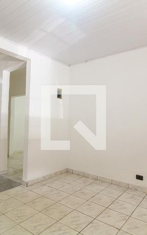 Casa para alugar com 200m², 2 quartos e 1 vagaSala