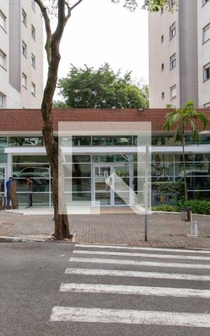 Apartamento à venda com 105m², 3 quartos e 2 vagasFachada e portaria