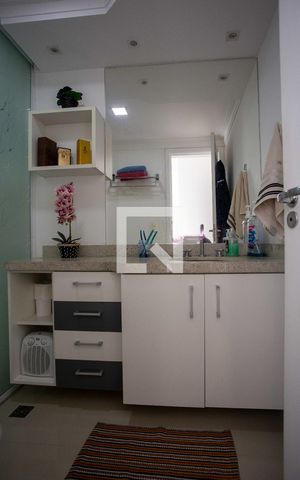 Apartamento à venda com 105m², 3 quartos e 2 vagasBanheiro da Suíte 2