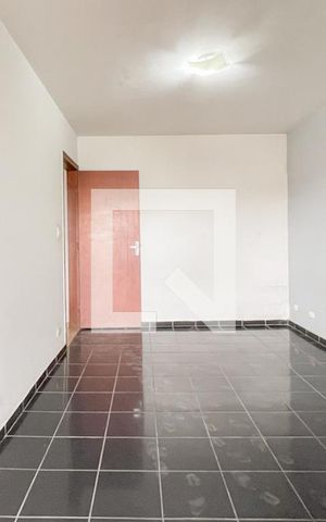 Casa à venda com 273m², 5 quartos e 3 vagas Casa à venda com 273m², 5 quartos e 3 vagasSuíte