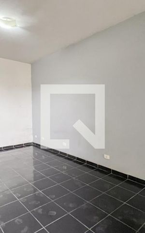 Casa à venda com 273m², 5 quartos e 3 vagas Casa à venda com 273m², 5 quartos e 3 vagasSuíte