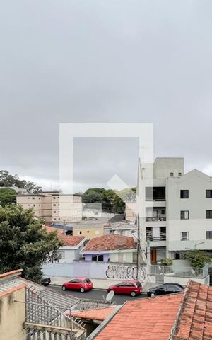 Casa à venda com 273m², 5 quartos e 3 vagas Casa à venda com 273m², 5 quartos e 3 vagasVista - Sacada