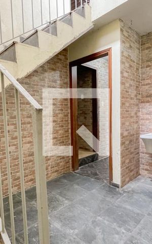 Casa à venda com 273m², 5 quartos e 3 vagas Casa à venda com 273m², 5 quartos e 3 vagasÁrea de Serviço