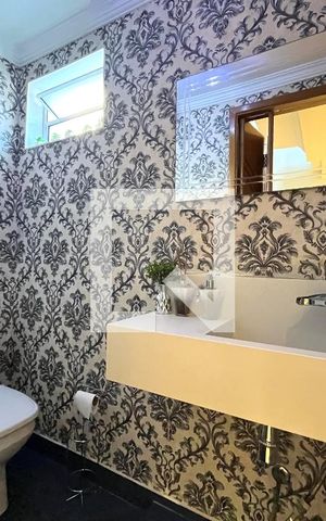 Casa à venda com 360m², 3 quartos e 12 vagas Casa à venda com 360m², 3 quartos e 12 vagasLavabo