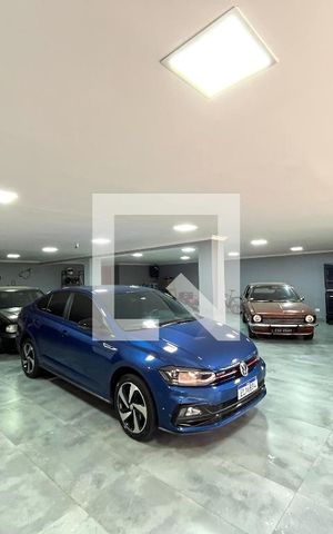 Casa à venda com 360m², 3 quartos e 12 vagas Casa à venda com 360m², 3 quartos e 12 vagasGaragem