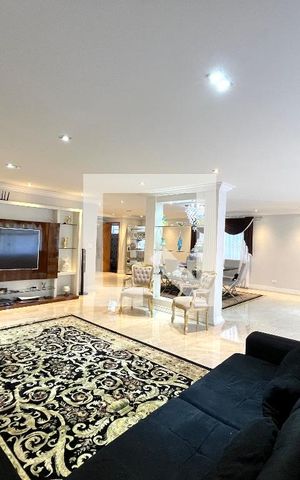 Casa à venda com 360m², 3 quartos e 12 vagas Casa à venda com 360m², 3 quartos e 12 vagasSala