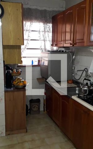 Casa à venda com 320m², 3 quartos e 2 vagas Casa à venda com 320m², 3 quartos e 2 vagasCozinha