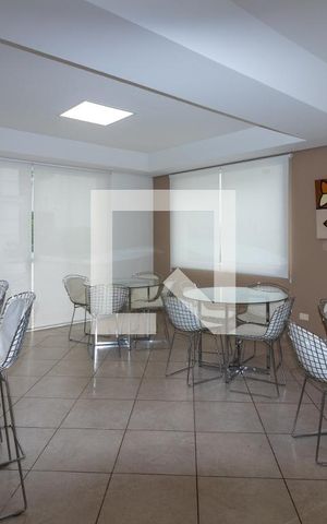 Apartamento à venda com 112m², 2 quartos e 2 vagas Apartamento à venda com 112m², 2 quartos e 2 vagasÁrea comum - Salão de festas