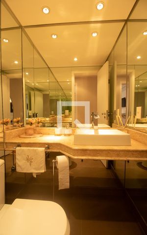 Apartamento à venda com 112m², 2 quartos e 2 vagas Apartamento à venda com 112m², 2 quartos e 2 vagasLavabo