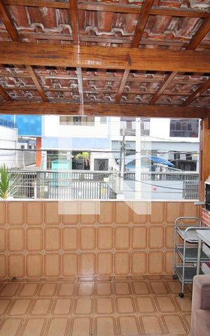 Casa à venda com 220m², 4 quartos e 6 vagasÁrea Comum