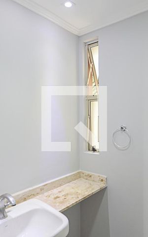 Apartamento à venda com 67m², 3 quartos e 1 vaga Apartamento à venda com 67m², 3 quartos e 1 vagaBanheiro