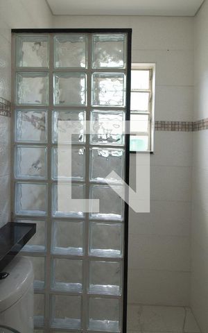 Casa à venda com 300m², 4 quartos e 8 vagas Casa à venda com 300m², 4 quartos e 8 vagasBanheiro 3