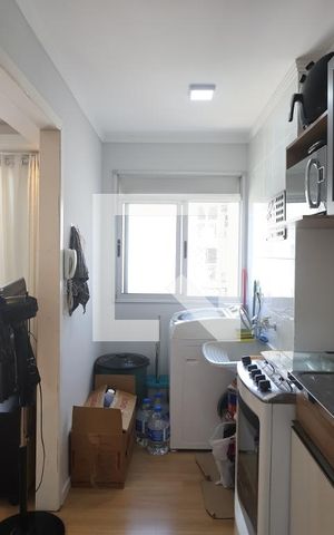 Apartamento à venda com 48m², 2 quartos e 1 vagaCozinha e Área de Serviço