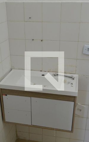 Apartamento à venda com 58m², 2 quartos e 2 vagasBanheiro 