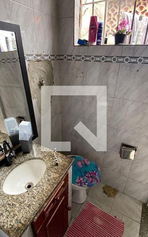 Casa à venda com 78m², 1 quarto e sem vaga Casa à venda com 78m², 1 quarto e sem vagaBanheiro