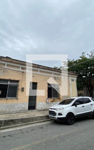 Casa à venda com 78m², 1 quarto e sem vaga Casa à venda com 78m², 1 quarto e sem vagaFachada