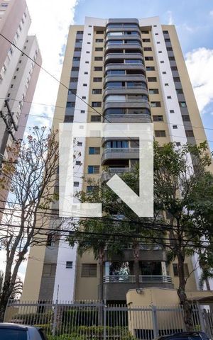 Apartamento à venda com 96m², 3 quartos e 2 vagas Apartamento à venda com 96m², 3 quartos e 2 vagasFachada