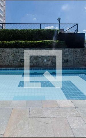 Apartamento à venda com 96m², 3 quartos e 2 vagas Apartamento à venda com 96m², 3 quartos e 2 vagasÁrea comum - Piscina