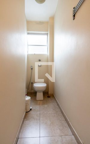 Apartamento à venda com 154m², 3 quartos e 2 vagas Apartamento à venda com 154m², 3 quartos e 2 vagasBanheiro
