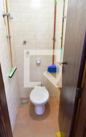 Apartamento à venda com 147m², 3 quartos e 2 vagasBanheiro de serviço
