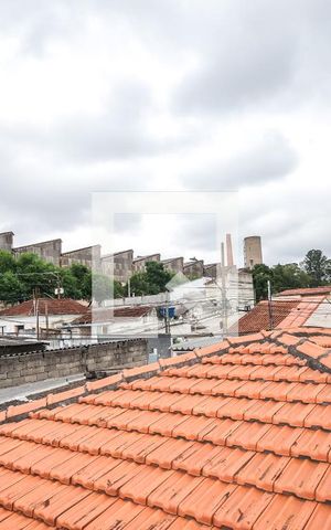 Casa à venda com 206m², 5 quartos e 7 vagas Casa à venda com 206m², 5 quartos e 7 vagasCasa 2: Laje