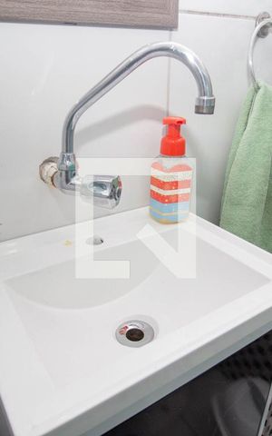 Apartamento à venda com 28m², 1 quarto e sem vaga Apartamento à venda com 28m², 1 quarto e sem vagaBanheiro