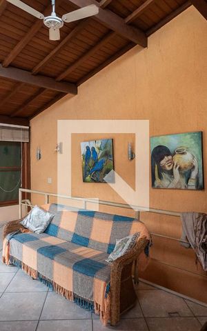 Apartamento à venda com 240m², 3 quartos e 2 vagasCobertura
