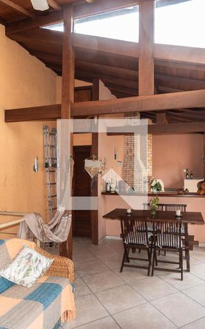 Apartamento à venda com 240m², 3 quartos e 2 vagasCobertura