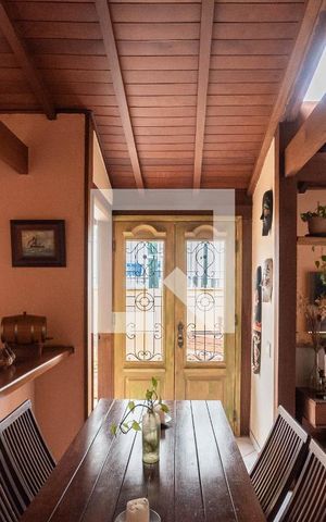 Apartamento à venda com 240m², 3 quartos e 2 vagasCobertura