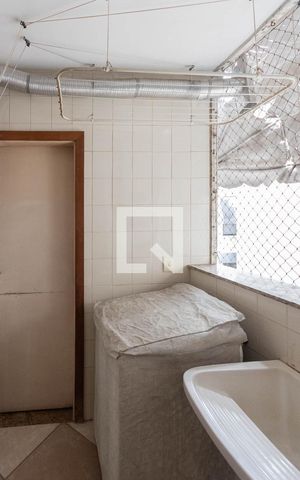 Apartamento à venda com 240m², 3 quartos e 2 vagasÁrea de Serviço