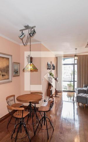 Apartamento à venda com 240m², 3 quartos e 2 vagasSala