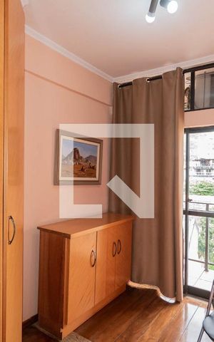 Apartamento à venda com 240m², 3 quartos e 2 vagasSuíte