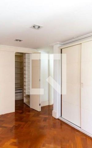 Apartamento à venda com 140m², 2 quartos e 2 vagas Apartamento à venda com 140m², 2 quartos e 2 vagasQuarto