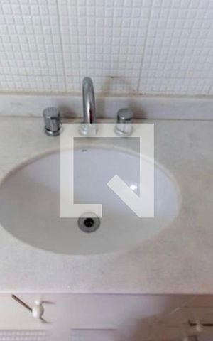 Apartamento à venda com 140m², 2 quartos e 2 vagas Apartamento à venda com 140m², 2 quartos e 2 vagasBanheiro