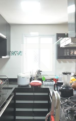 Apartamento à venda com 73m², 4 quartos e 1 vagaCozinha