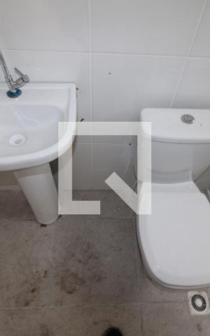 Casa de condomínio para alugar com 65m², 2 quartos e sem vagaBanheiro