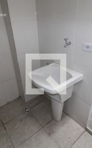 Casa de condomínio para alugar com 65m², 2 quartos e sem vagaÁrea de Serviço