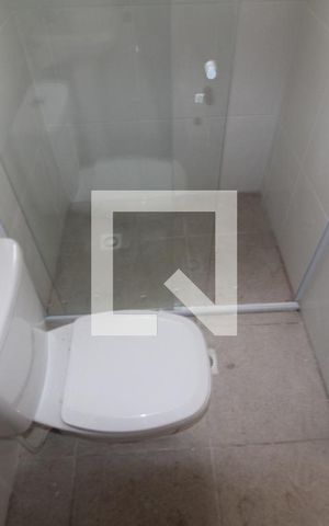 Casa de condomínio para alugar com 65m², 2 quartos e sem vagaBanheiro