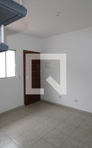 Casa de condomínio para alugar com 65m², 2 quartos e sem vagaSala