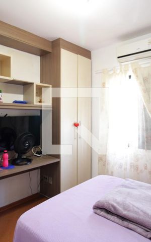 Casa de condomínio à venda com 78m², 2 quartos e 1 vagaSuíte 2