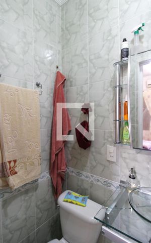 Casa de condomínio à venda com 78m², 2 quartos e 1 vagaBanheiro da Suíte 2