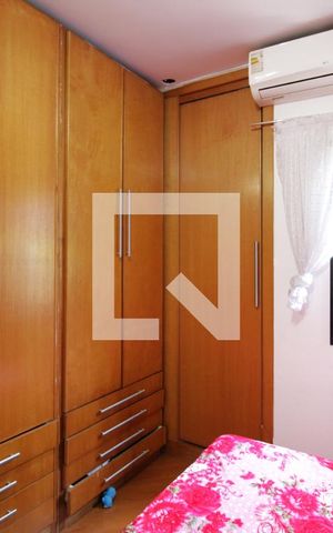 Casa de condomínio à venda com 78m², 2 quartos e 1 vagaSuíte 1
